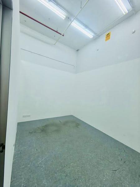 Unity Centre, 51 Bukit Batok Crescent, Dairy Farm / Bukit Panjang / Choa Chu Kang, 1,561 sqft, Light Industrial (B1) For Sale, by Jimmy Poh, 500272802 - Interior - CommercialGuru.com.sg