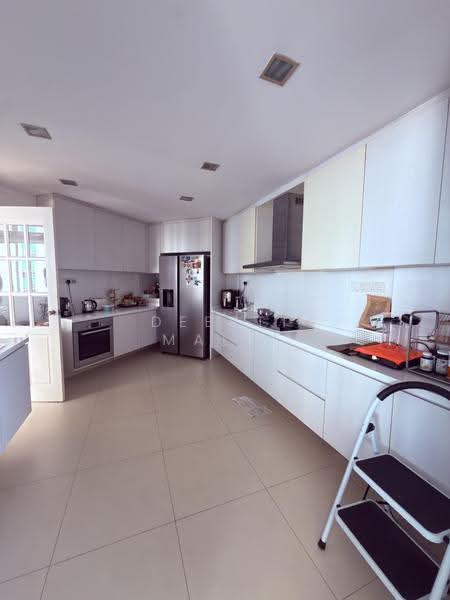 The Waterside, 1 Tanjong Rhu Road, East Coast / Marine Parade, 4 Bedrooms, 2,411 sqft, Condominium For Rent, by Deepti Malik, 500272803 - PropertyGuru.com.sg