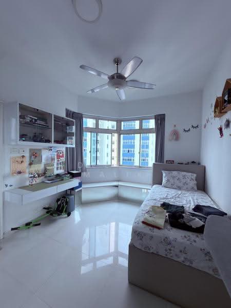 The Waterside, 1 Tanjong Rhu Road, East Coast / Marine Parade, 4 Bedrooms, 2,411 sqft, Condominium For Rent, by Deepti Malik, 500272803 - PropertyGuru.com.sg
