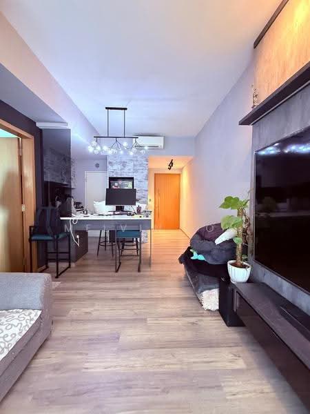 Seastrand, 17 Pasir Ris Link, Pasir Ris / Tampines, 1 Bedroom, 570 sqft, Condominium For Sale, by Melvin Low, 500272824 - PropertyGuru.com.sg