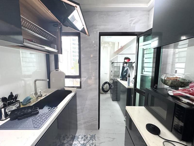 55 Havelock Road, 55 Havelock Road, Alexandra / Commonwealth, 3 Bedrooms, 1,011 sqft, HDB Flat For Rent, by Ethan Mark Kheng, 500272825 - Kitchen - PropertyGuru.com.sg