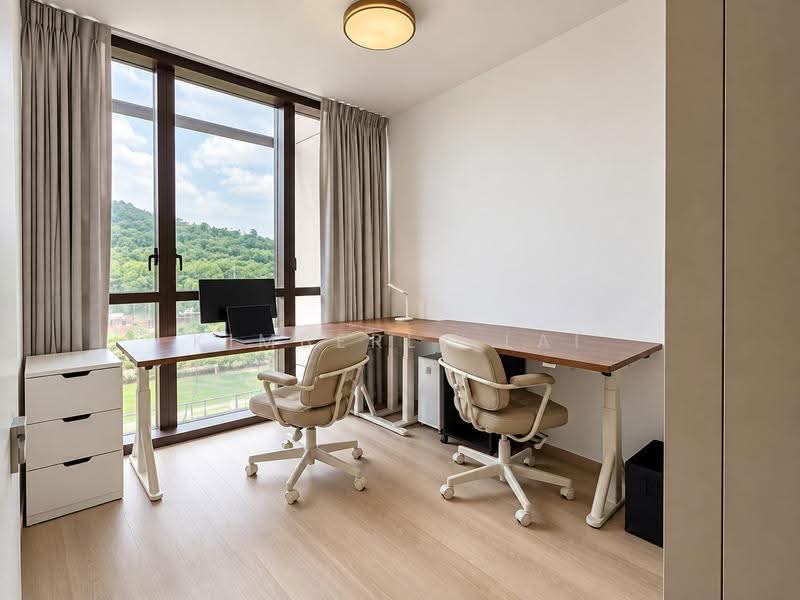 For investor/coliving, high floor 2BR convertible to 3BR. Est. 3.7% pa yield @ $4K rental., Dairy Farm / Bukit Panjang / Choa Chu Kang, 3 Bedrooms, 710 sqft, Condominium For Sale, by Kimberly Lai, 500272827 - Study - PropertyGuru.com.sg