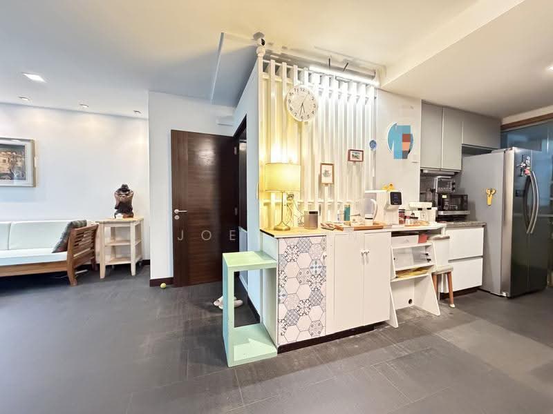 Gardenvista, 950 Dunearn Road, Clementi Park / Upper Bukit Timah, 4 Bedrooms, 1,345 sqft, Condominium For Sale, by Joey Tan, 500272833 - Living Room - PropertyGuru.com.sg