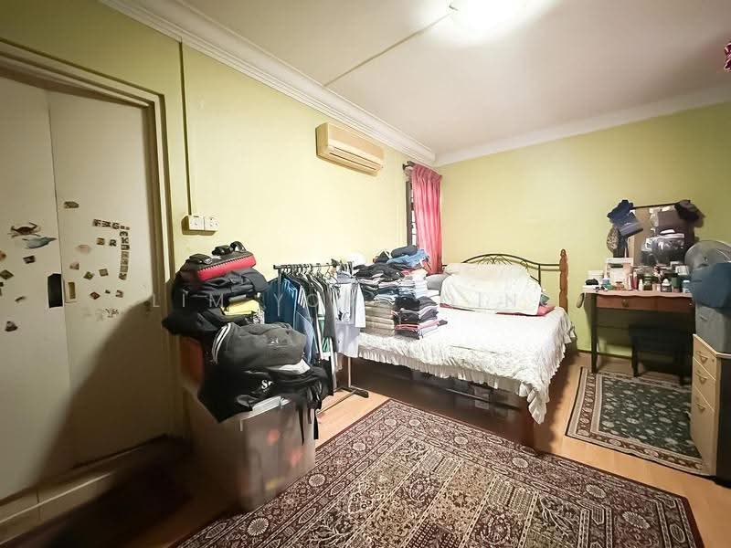 188B Rivervale Drive, 188B Rivervale Drive, Hougang / Punggol / Sengkang, 3 Bedrooms, 1,237 sqft, HDB Flat For Sale, by Lim Yong Qing Phil, 500272834 - Master Bedroom - PropertyGuru.com.sg