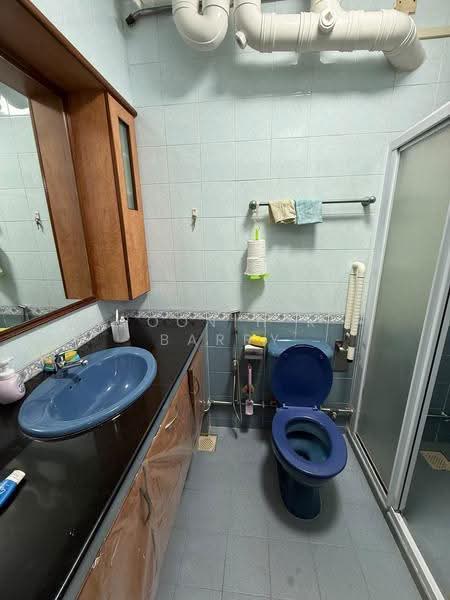 303A Anchorvale Link, 303A Anchorvale Link, Hougang / Punggol / Sengkang, 3 Bedrooms, 1,184 sqft, HDB Flat For Rent, by Poon H K Barry, 500272836 - Bathroom - PropertyGuru.com.sg