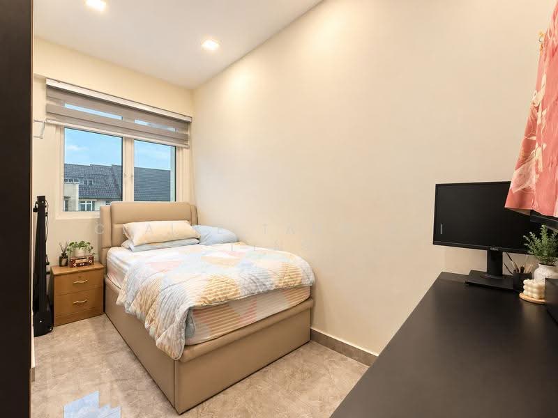 Forest Hills Condo, 25 Transit Road, Mandai / Upper Thomson, 3 Bedrooms, 1,163 sqft, Condominium For Sale, by Claire Tang Hui Ling, 500272837 - Bedroom - PropertyGuru.com.sg