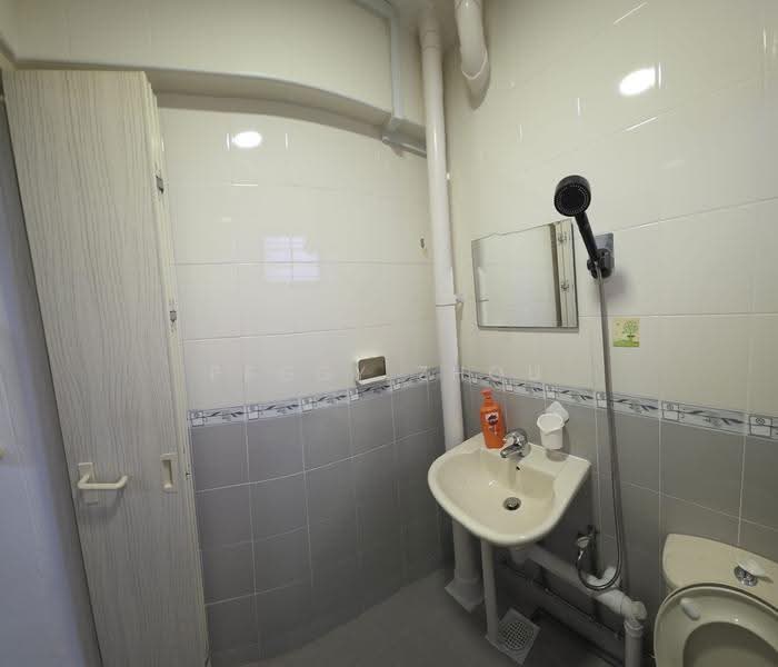 546 Ang Mo Kio Avenue 10, 546 Ang Mo Kio Avenue 10, Ang Mo Kio / Bishan / Thomson, 3 Bedrooms, 1,003 sqft, HDB Flat For Rent, by Peggy Zhou, 500272842 - PropertyGuru.com.sg