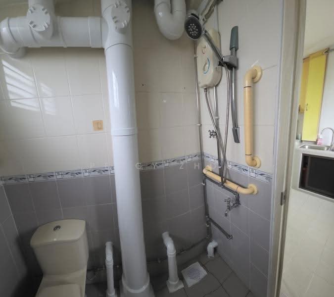 546 Ang Mo Kio Avenue 10, 546 Ang Mo Kio Avenue 10, Ang Mo Kio / Bishan / Thomson, 3 Bedrooms, 1,003 sqft, HDB Flat For Rent, by Peggy Zhou, 500272842 - PropertyGuru.com.sg