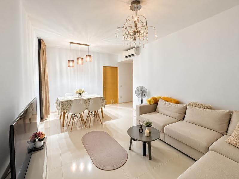 For families/investors, 1+S convertible to 2-3BR or guest room. Est. strong 4% yield @ $4.3K rental., Farrer Park / Serangoon Rd, 3 Bedrooms, 679 sqft, Condominium For Sale, by Kimberly Lai, 500272843 - Living Room - PropertyGuru.com.sg