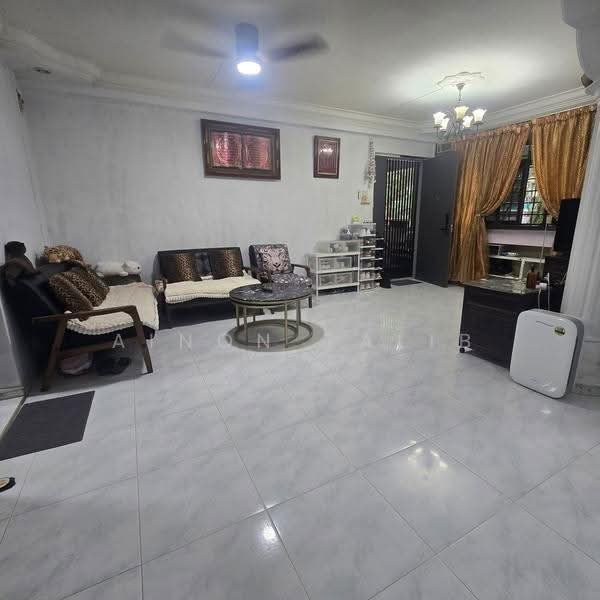 613 Woodlands Avenue 4, 613 Woodlands Avenue 4, Admiralty / Woodlands, 3 Bedrooms, 1,292 sqft, HDB Flat For Sale, by Ainon Talib, 500272846 - Living Room - PropertyGuru.com.sg