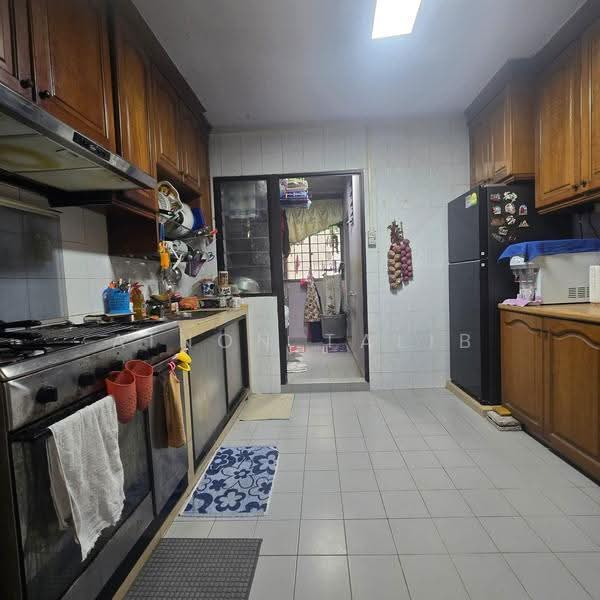 613 Woodlands Avenue 4, 613 Woodlands Avenue 4, Admiralty / Woodlands, 3 Bedrooms, 1,292 sqft, HDB Flat For Sale, by Ainon Talib, 500272846 - Kitchen - PropertyGuru.com.sg