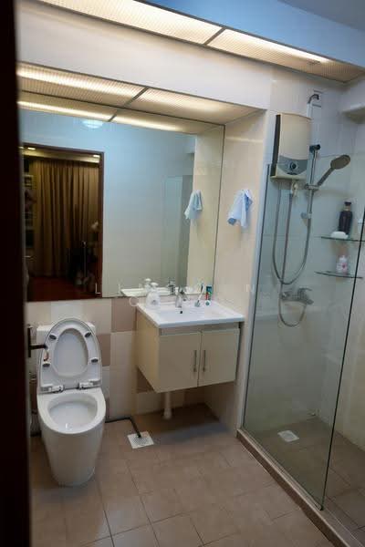 306A Punggol Place, 306A Punggol Place, Hougang / Punggol / Sengkang, 3 Bedrooms, 1,044 sqft, HDB Flat For Sale, by Lincoln Choo, 500272847 - Bathroom - PropertyGuru.com.sg