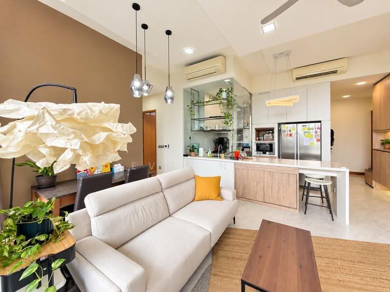 The Lanai, 140 Hillview Avenue, Dairy Farm / Bukit Panjang / Choa Chu Kang, 2 Bedrooms, 947 sqft, Condominium For Sale, by Evon Ng, 500272849 - Living Room - PropertyGuru.com.sg