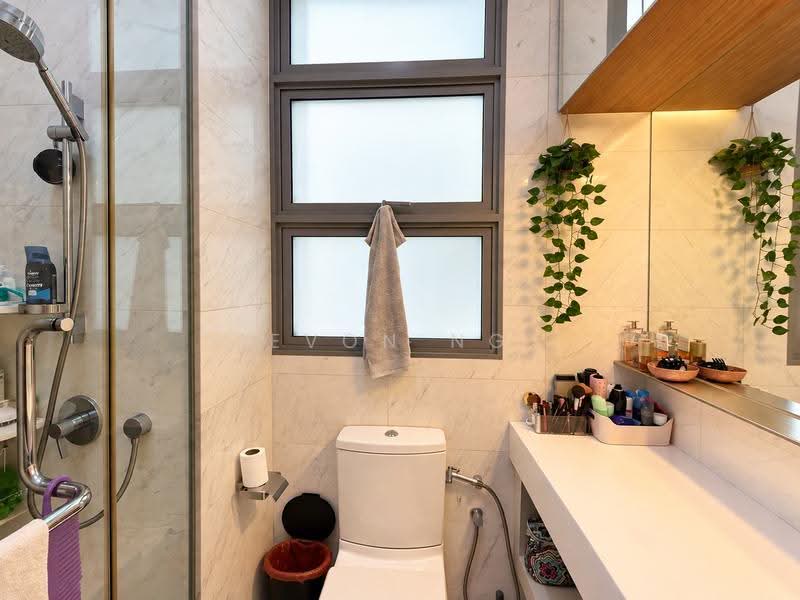 The Lanai, 140 Hillview Avenue, Dairy Farm / Bukit Panjang / Choa Chu Kang, 2 Bedrooms, 947 sqft, Condominium For Sale, by Evon Ng, 500272849 - Common Bathroom - PropertyGuru.com.sg