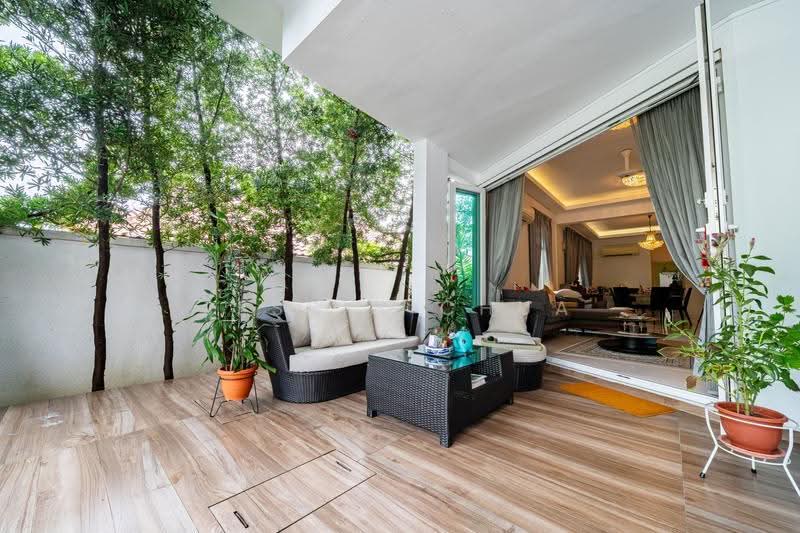 Serangoon Garden Estate, Chartwell Drive, Hougang / Punggol / Sengkang, 6 Bedrooms, 4,000 sqft, Semi-Detached House For Sale, by Jessin Chua, 500272852 - Living Room - PropertyGuru.com.sg