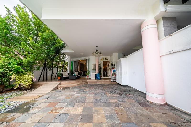 Serangoon Garden Estate, Chartwell Drive, Hougang / Punggol / Sengkang, 6 Bedrooms, 4,000 sqft, Semi-Detached House For Sale, by Jessin Chua, 500272852 - Exterior - PropertyGuru.com.sg