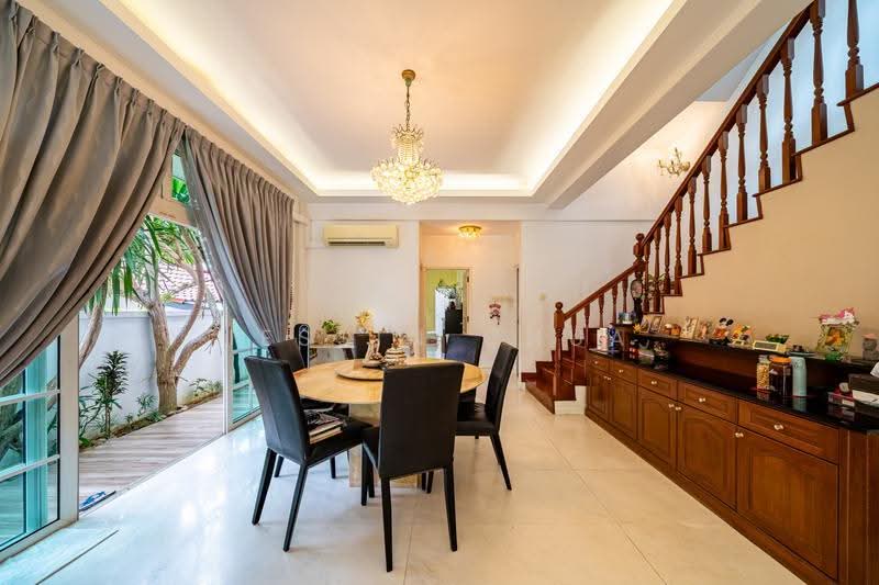 Serangoon Garden Estate, Chartwell Drive, Hougang / Punggol / Sengkang, 6 Bedrooms, 4,000 sqft, Semi-Detached House For Sale, by Jessin Chua, 500272852 - Dining Room - PropertyGuru.com.sg