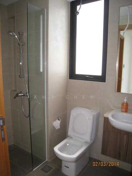 Waterbank at Dakota, 25 Dakota Crescent, Eunos / Geylang / Paya Lebar, 3 Bedrooms, 1,141 sqft, Condominium For Rent, by Amy Chew, 500272861 - Bathroom - PropertyGuru.com.sg