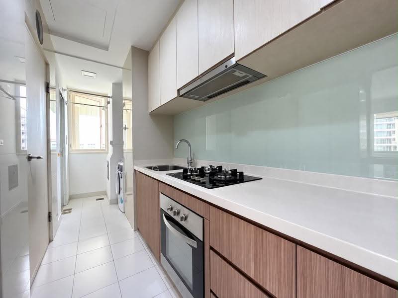 Watercolours, 25 Pasir Ris Link, Pasir Ris / Tampines, 4 Bedrooms, 1,238 sqft, Condominium For Rent, by Zheng YongZhu, 500272865 - Kitchen - PropertyGuru.com.sg