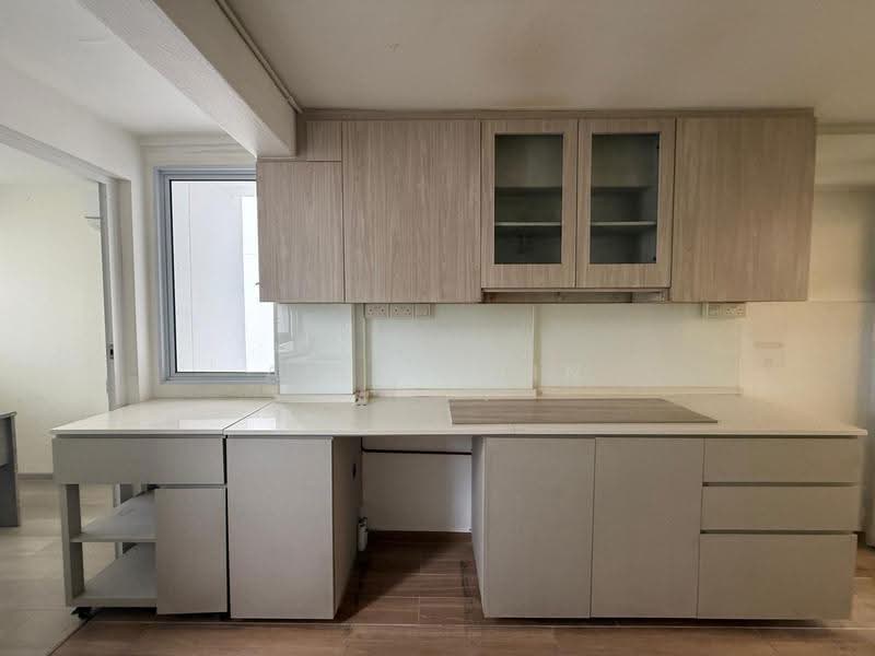 36 Circuit Road, 36 Circuit Road, Macpherson / Potong Pasir, 2 Bedrooms, 678 sqft, HDB Flat For Sale, by Ally Chin, 500272868 - Kitchen - PropertyGuru.com.sg