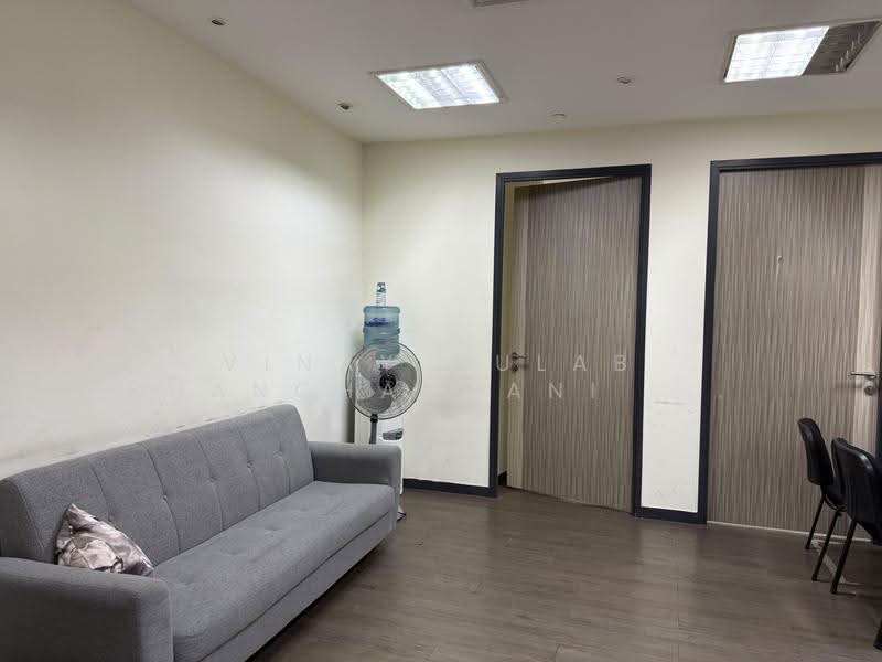High Street Centre, 1 North Bridge Road, City Hall / Clarke Quay, 646 sqft, Mall Shop For Sale, by Vinay Gulab Khanchandani ( Vincent ), 500272869 - Interior - CommercialGuru.com.sg