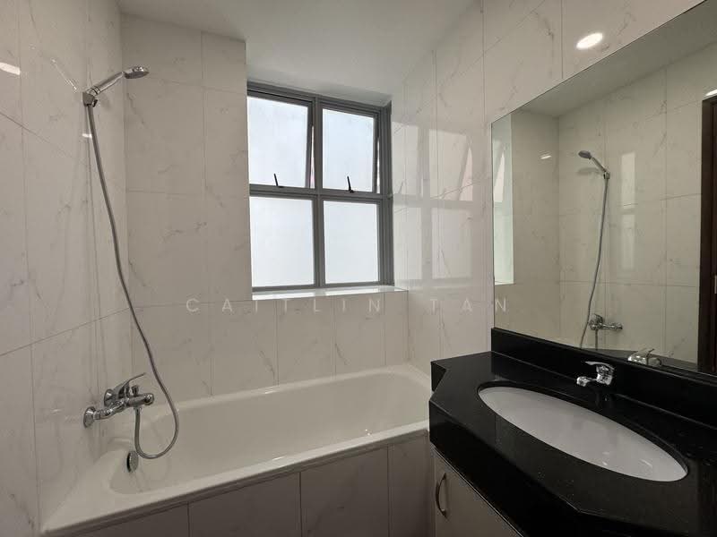 Bishan Loft, 31 Bishan Street 11, Ang Mo Kio / Bishan / Thomson, 4 Bedrooms, 1,464 sqft, Condominium For Rent, by Caitlin Tan, 500272885 - With long bath - PropertyGuru.com.sg