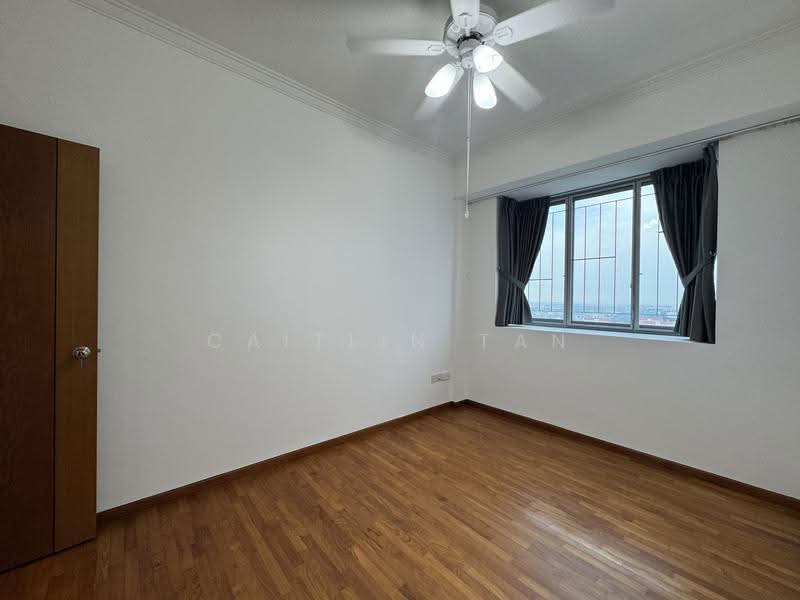 Bishan Loft, 31 Bishan Street 11, Ang Mo Kio / Bishan / Thomson, 4 Bedrooms, 1,464 sqft, Condominium For Rent, by Caitlin Tan, 500272885 - Bedroom 3. Spacious & Unblocked View - PropertyGuru.com.sg