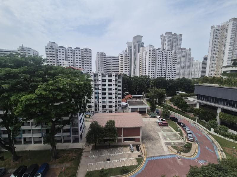 18 Taman Ho Swee, 18 Taman Ho Swee, Alexandra / Commonwealth, 2 Bedrooms, 581 sqft, HDB Flat For Sale, by Annie Tan, 500272888 - Exterior - PropertyGuru.com.sg