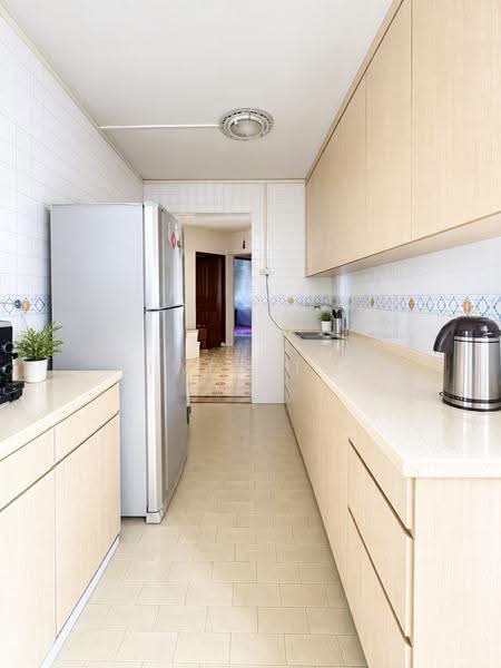401 Jurong West Street 42, 401 Jurong West Street 42, Boon Lay / Jurong / Tuas, 3 Bedrooms, 1,464 sqft, HDB Flat For Sale, by Liwen Teo, 500272923 - Kitchen - PropertyGuru.com.sg