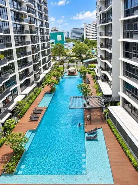 My Manhattan, 35 Simei Street 3, Pasir Ris / Tampines, 2 Bedrooms, 936 sqft, Condominium For Rent, by Arissa Tan, 500272928 - Pool - PropertyGuru.com.sg