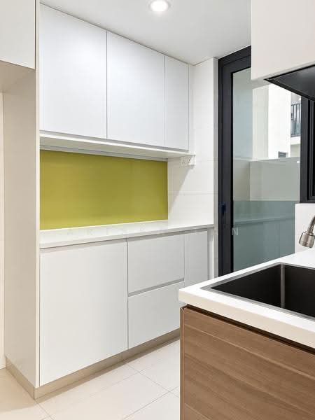 My Manhattan, 35 Simei Street 3, Pasir Ris / Tampines, 2 Bedrooms, 936 sqft, Condominium For Rent, by Arissa Tan, 500272928 - Kitchen - PropertyGuru.com.sg