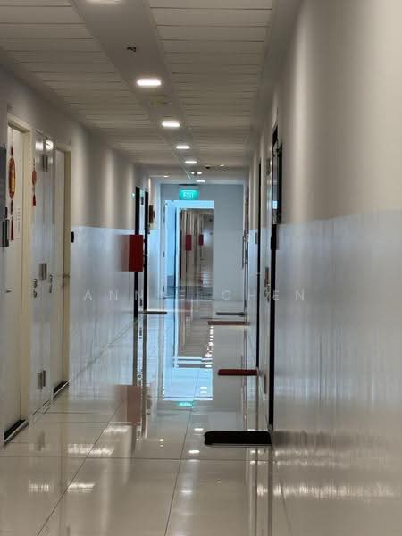 UB. One, 81 Ubi Avenue 4, Eunos / Geylang / Paya Lebar, 926 sqft, Light Industrial (B1) For Rent, by Annie Chen, 500272931 - Corridor - CommercialGuru.com.sg