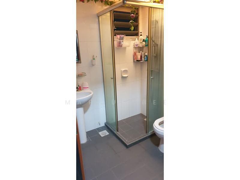 673A Fern Grove @ Yishun, 673A Yishun Avenue 4, Sembawang / Yishun, Room Rental, 100 sqft, HDB Flat For Rent, by Marcus Bee, 500272937 - Bathroom - PropertyGuru.com.sg