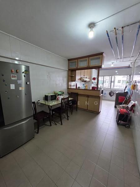 113 Ang Mo Kio Avenue 4, 113 Ang Mo Kio Avenue 4, Ang Mo Kio / Bishan / Thomson, 3 Bedrooms, 990 sqft, HDB Flat For Rent, by Sim Seng, 500272939 - Kitchen - PropertyGuru.com.sg