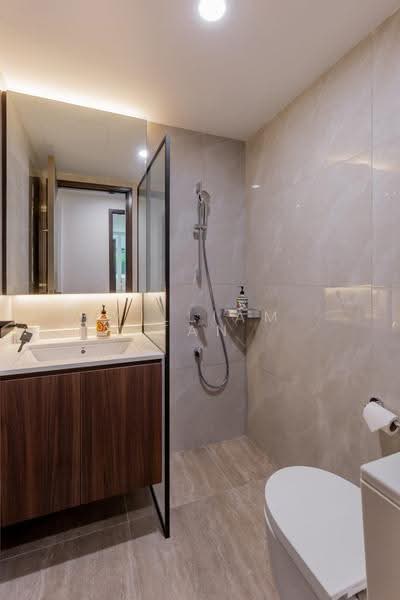 Tai Keng Villas, 90 Jalan Kelichap, Hougang / Punggol / Sengkang, 6 Bedrooms, 3,099 sqft, Terraced House For Sale, by William Tan, 500272941 - Bathroom - PropertyGuru.com.sg