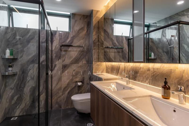 Tai Keng Villas, 90 Jalan Kelichap, Hougang / Punggol / Sengkang, 6 Bedrooms, 3,099 sqft, Terraced House For Sale, by William Tan, 500272941 - Bathroom - PropertyGuru.com.sg