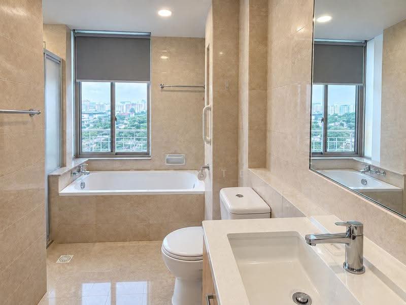 Baywater, 810 Bedok Reservoir Road, Bedok / Upper East Coast, 4 Bedrooms, 1,518 sqft, Condominium For Sale, by Cody Teo, 500272942 - Bathroom - PropertyGuru.com.sg
