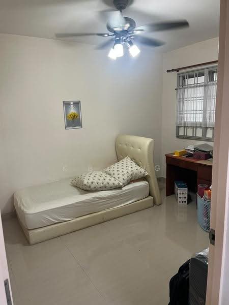 230 Pending Road, 230 Pending Road, Dairy Farm / Bukit Panjang / Choa Chu Kang, 2 Bedrooms, 785 sqft, HDB Flat For Sale, by K B Keng, 500272945 - Bedroom - PropertyGuru.com.sg