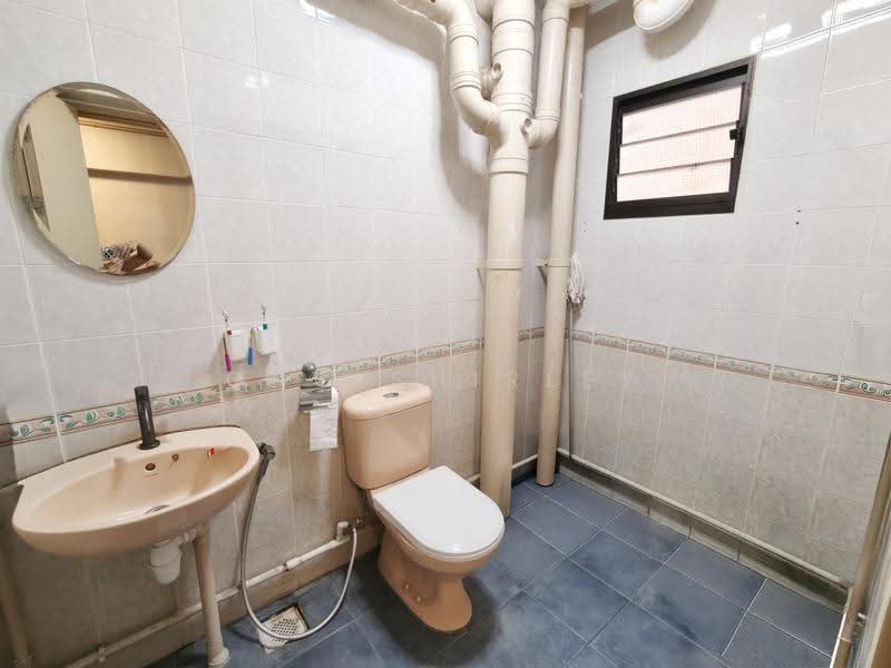 980B Buangkok Crescent, 980B Buangkok Crescent, Hougang / Punggol / Sengkang, 3 Bedrooms, 1,184 sqft, HDB Flat For Sale, by Ong Shirley, 500272957 - Bathroom - PropertyGuru.com.sg