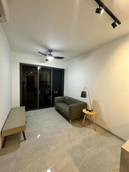 The Florence Residences, 95 Hougang Avenue 2, Hougang / Punggol / Sengkang, 1 Bedroom, 484 sqft, Condominium For Sale, by Jomaine Chua, 500272958 - Living Room - PropertyGuru.com.sg