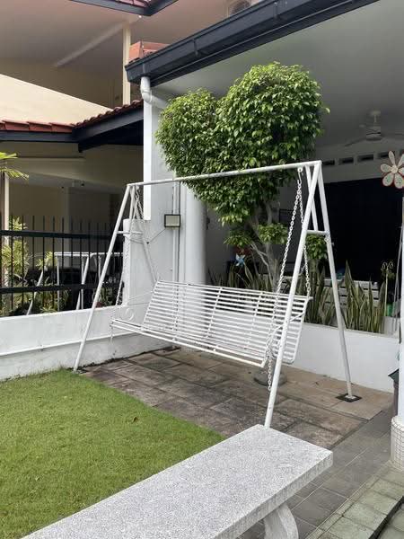 Elite Terrace, East Coast / Marine Parade, Room Rental, 150 sqft, Terraced House For Rent, by Oscar Ong, 500272962 - Exterior - PropertyGuru.com.sg