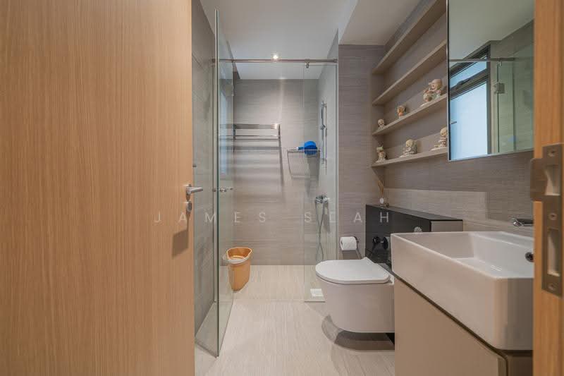 Parc Life, 27 Sembawang Crescent, Sembawang / Yishun, 3 Bedrooms, 1,066 sqft, Condominium For Sale, by James Seah, 500272968 - Bathroom - PropertyGuru.com.sg