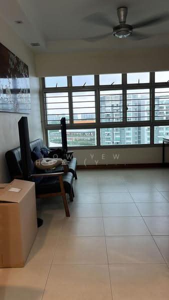 302D Punggol Place, 302D Punggol Place, Hougang / Punggol / Sengkang, Room Rental, 150 sqft, HDB Flat For Rent, by Low Yew Hoa (Yewhua), 500272970 - Living Room - PropertyGuru.com.sg