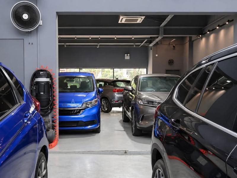 Northpoint Bizhub, 2 Yishun Industrial Street 1, Sembawang / Yishun, 2,734 sqft, Light Industrial (B1) For Rent, by Aries Ang, 500272975 - Back view - CommercialGuru.com.sg