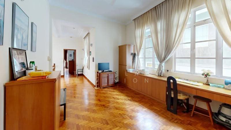 Mount Sinai Detached Within 1km Henry Park Pri, Henry Park Mount Sinai Tanglin Holland Bukit Timah Sixth Avenue, Tanglin / Holland / Bukit Timah, 5 Bedrooms, 3,169 sqft, Detached House For Sale, by Roxanne, 500272979 - Living Room - PropertyGuru.com.sg