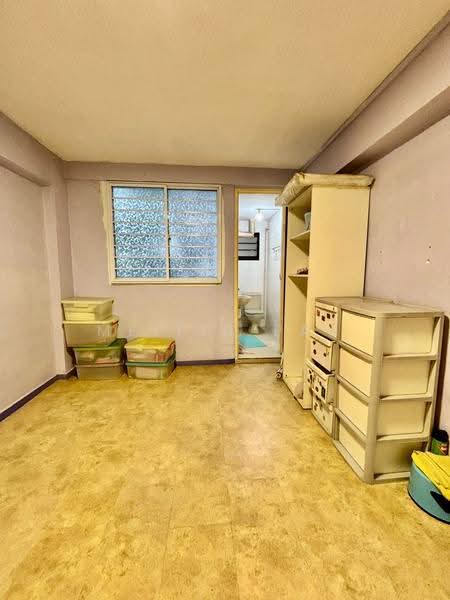 40 Circuit Road, 40 Circuit Road, Macpherson / Potong Pasir, 2 Bedrooms, 710 sqft, HDB Flat For Sale, by Meiyin Pan, 500272982 - Master with Attached WC - PropertyGuru.com.sg