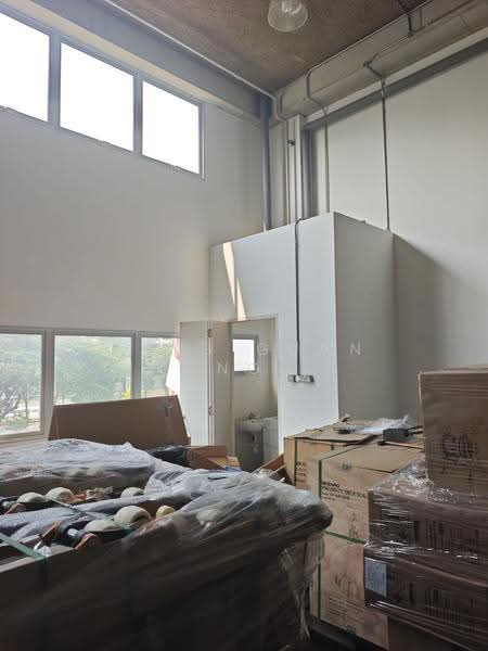 PIONEER JUNCTION INDUSTRIAL UNIT FOR SALE, Boon Lay / Jurong / Tuas, 1,190 sqft, Factory / Workshop (B2) For Sale, by Beng Guan Ng, 500272985 - Interior - CommercialGuru.com.sg