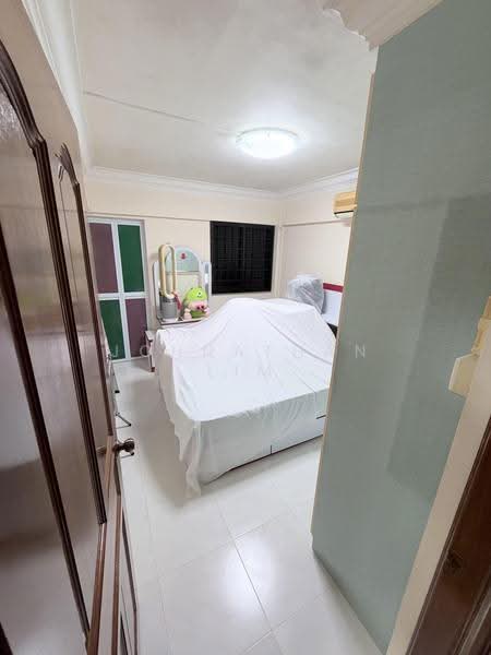530 Bedok North Street 3, 530 Bedok North Street 3, Bedok / Upper East Coast, 2 Bedrooms, 732 sqft, HDB Flat For Sale, by Johnathan Lim, 500272986 - Bedroom - PropertyGuru.com.sg