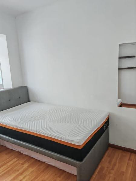 52 Strathmore Avenue, 52 Strathmore Avenue, Alexandra / Commonwealth, Room Rental, 108 sqft, HDB Flat For Rent, by Lin Jing Sophia, 500272987 - Bedroom - PropertyGuru.com.sg