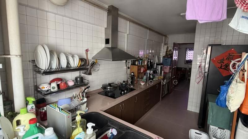 217 Petir Road, 217 Petir Road, Dairy Farm / Bukit Panjang / Choa Chu Kang, 3 Bedrooms, 904 sqft, HDB Flat For Sale, by Patrick Ong, 500272993 - Kitchen - PropertyGuru.com.sg